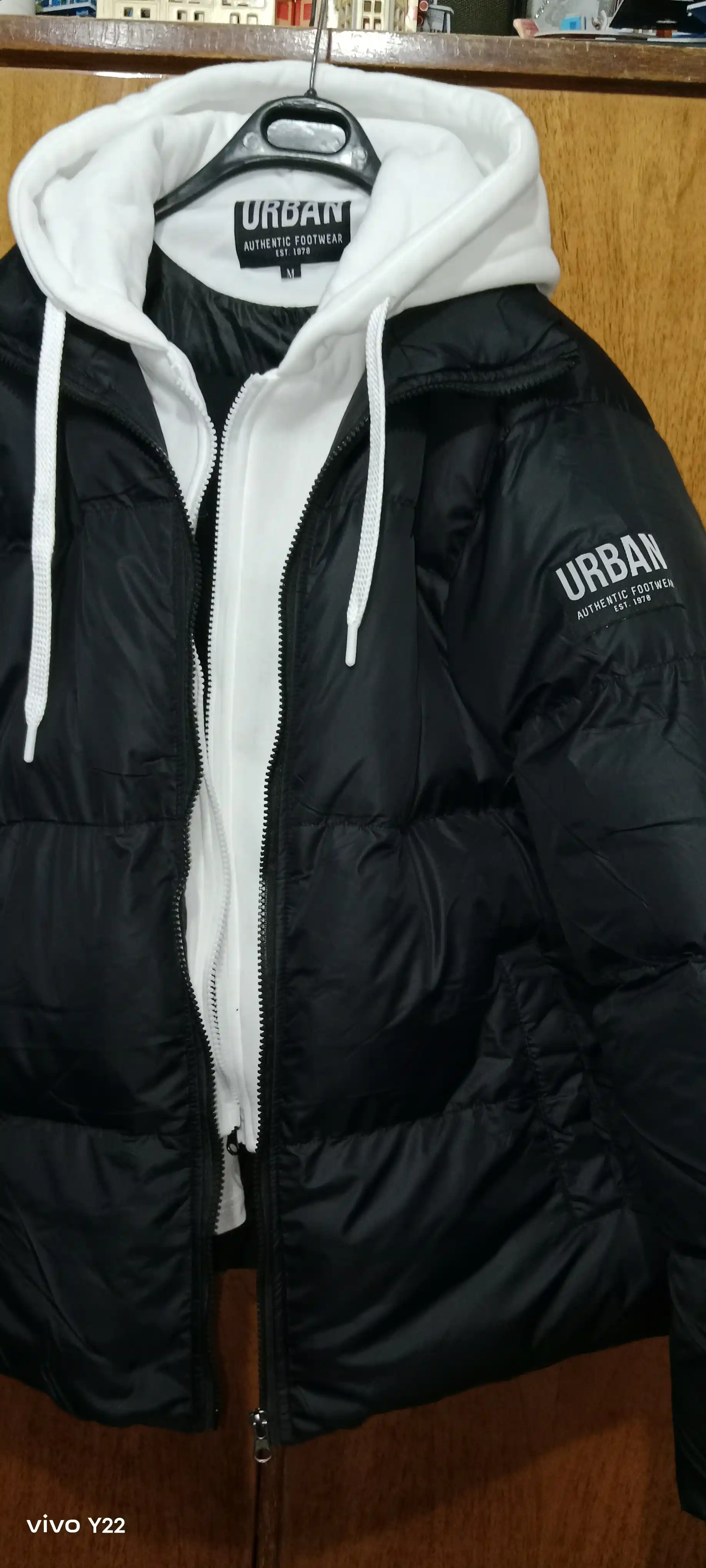 Ikki zamokli va qalpoqli qishki kurtka, Urban authentic