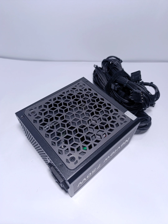 Блоки питания SAMA Neview 600W/700W/750W