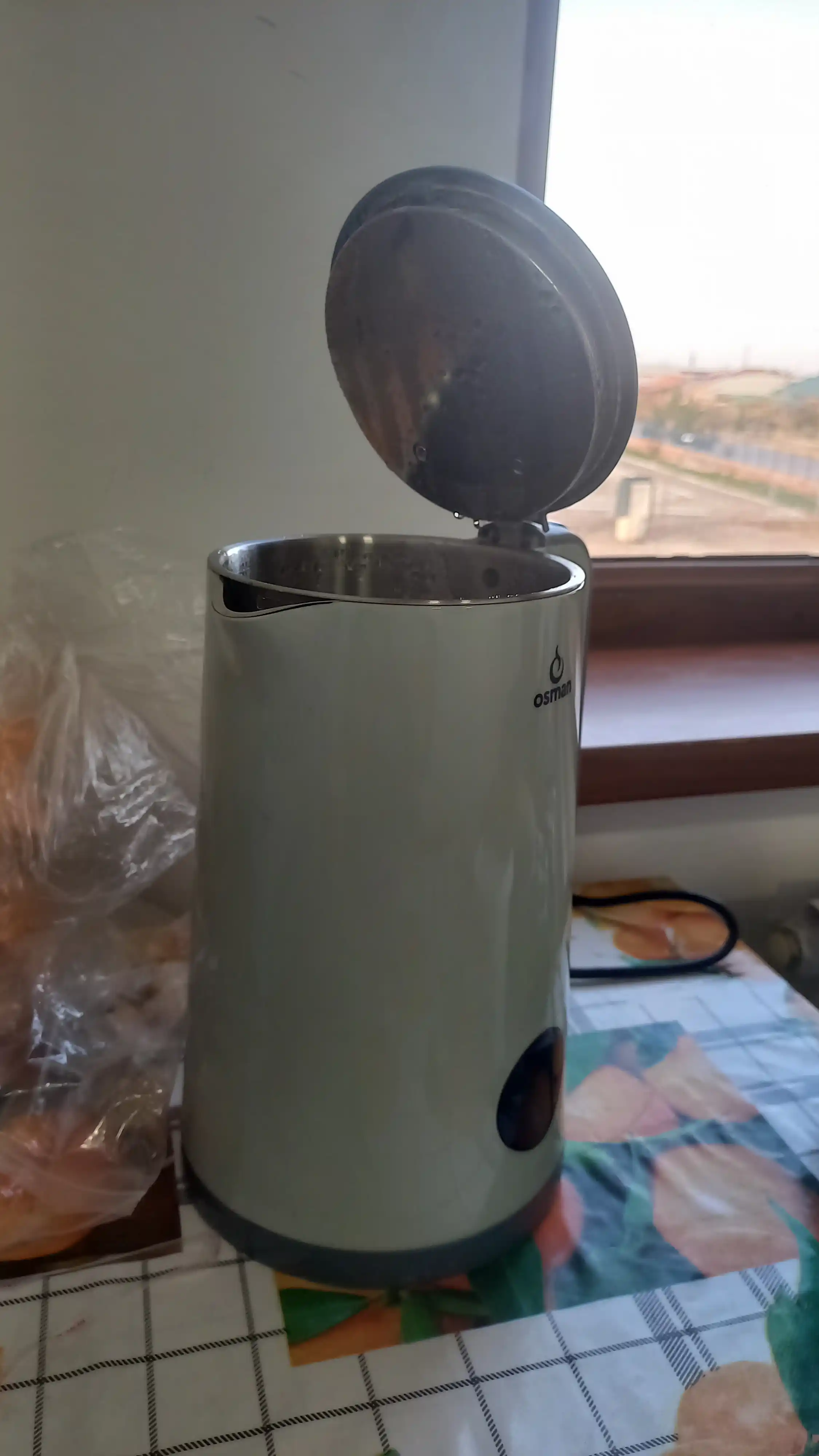 Elektr choynak, zanglamaydigan po‘lat, 1,8 l, avtomatik o‘chirish, tez isitish