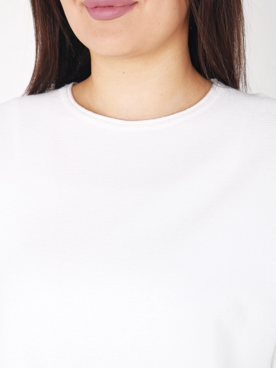 Ayollar sviteri