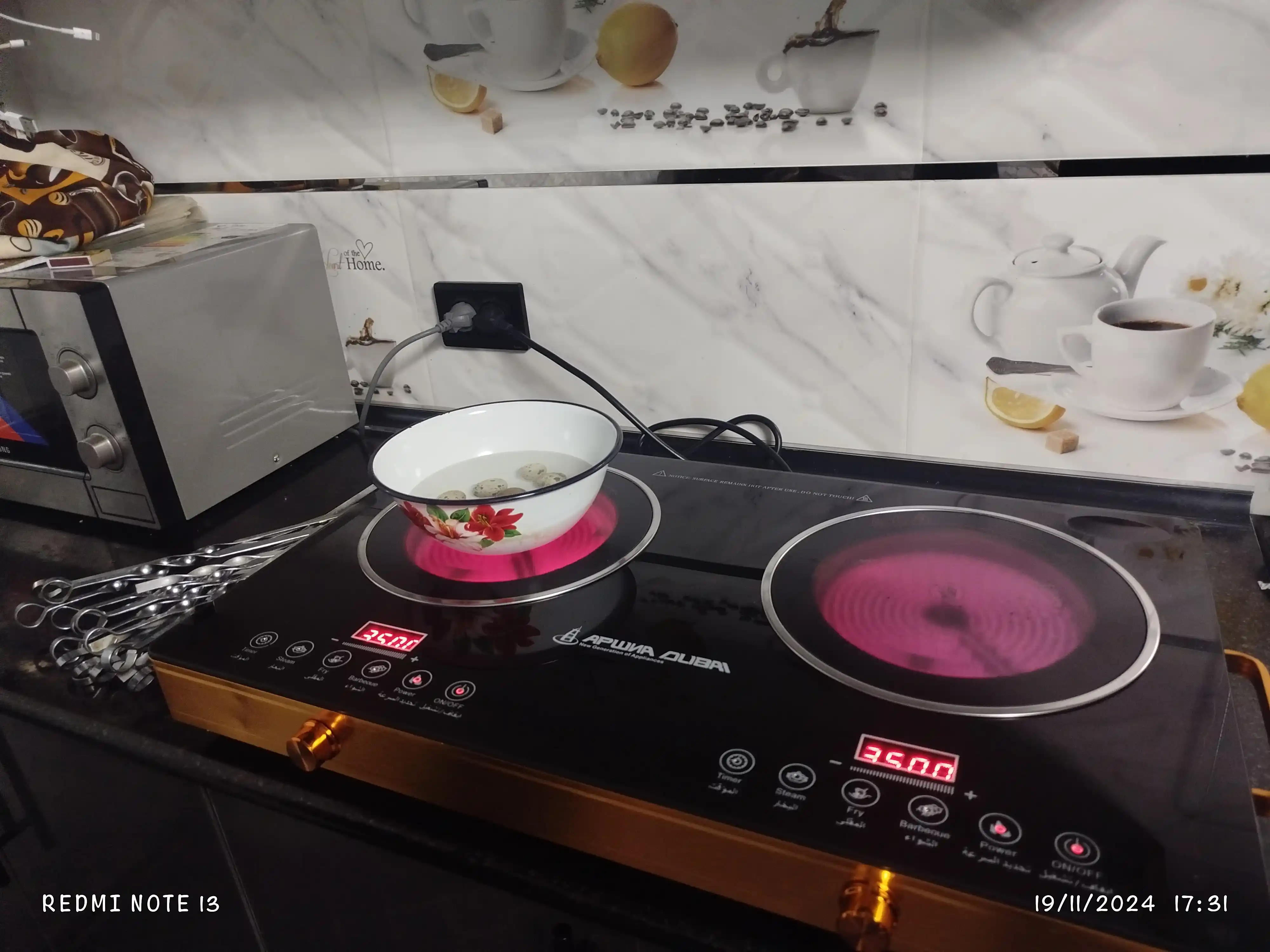 Elektr plita  2 komforkalik  stol usti plitasi , shisha keramika 3500 W
