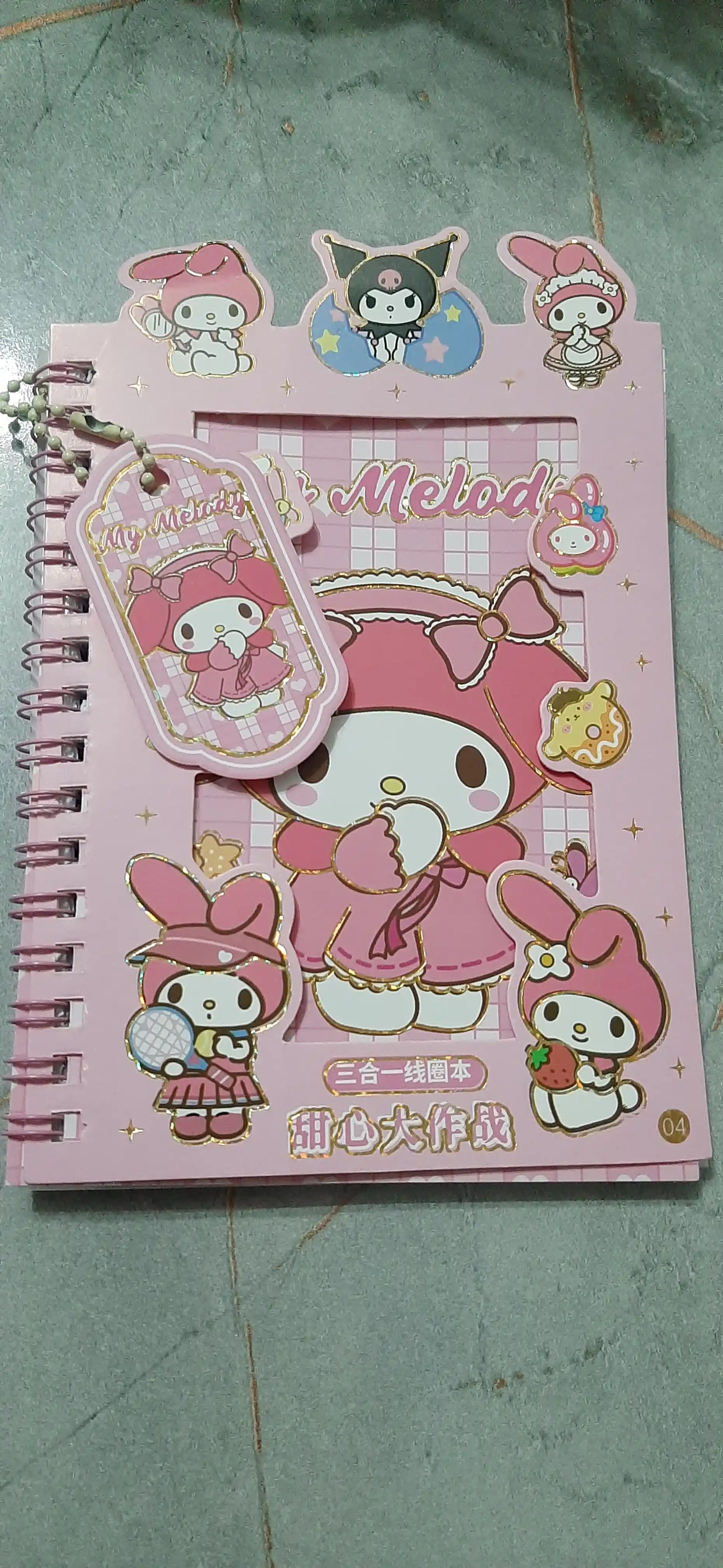 Bloknot stiker bilan Kuromi Sanrio, stiker kitobi, o'lchami 16 * 12 sm