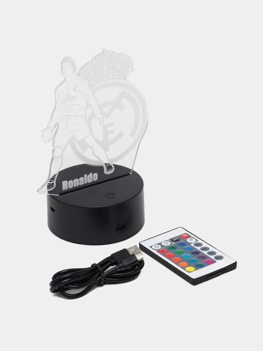 Real Madrid, Barcelona futbol klublari, avtomobillar logotiplari tushirilgan LED 3D chiroq