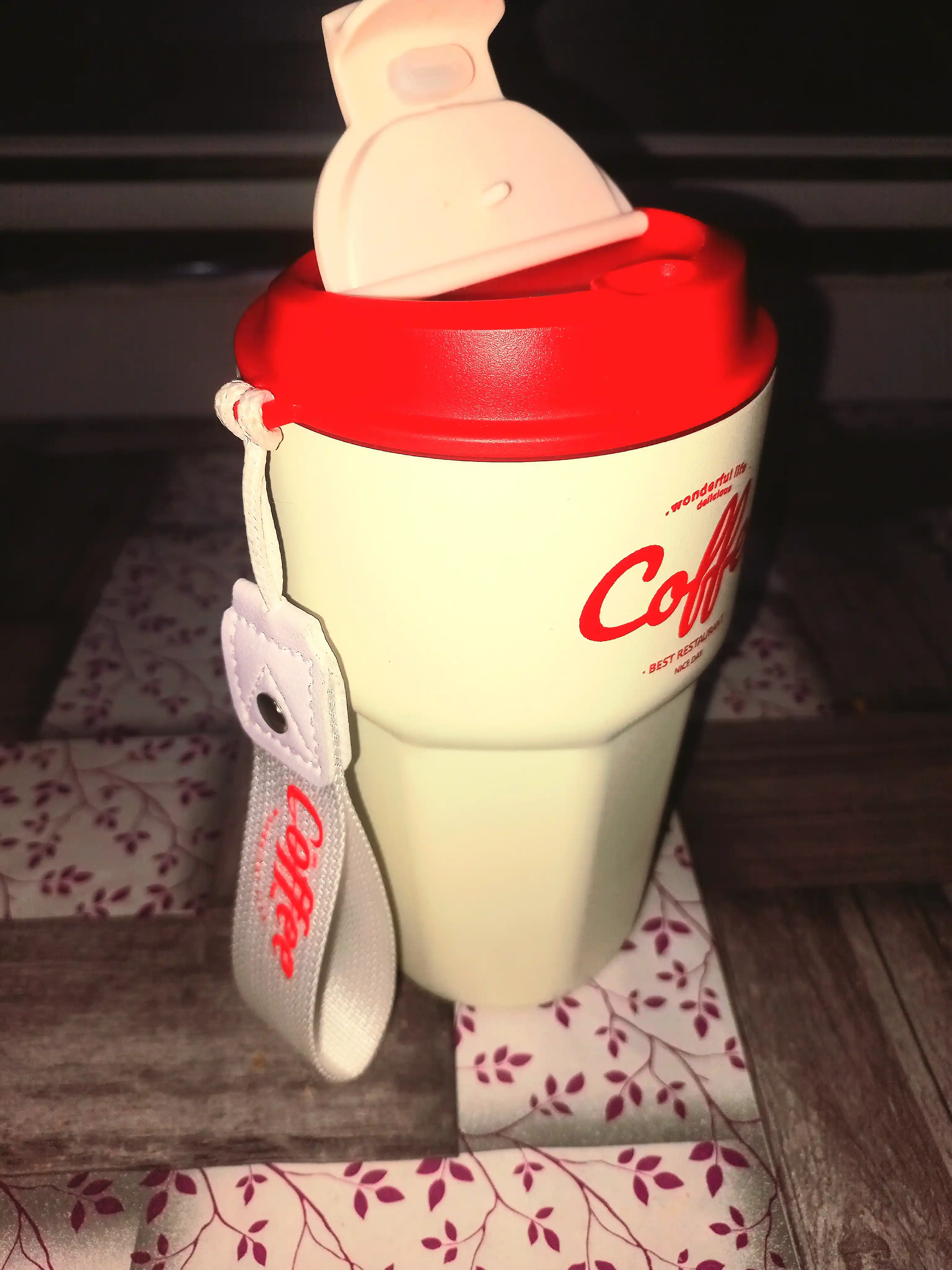 Termo krujka "Coffee" sovuq va issiq ichimliklar uchun, mashinada yoki ishda