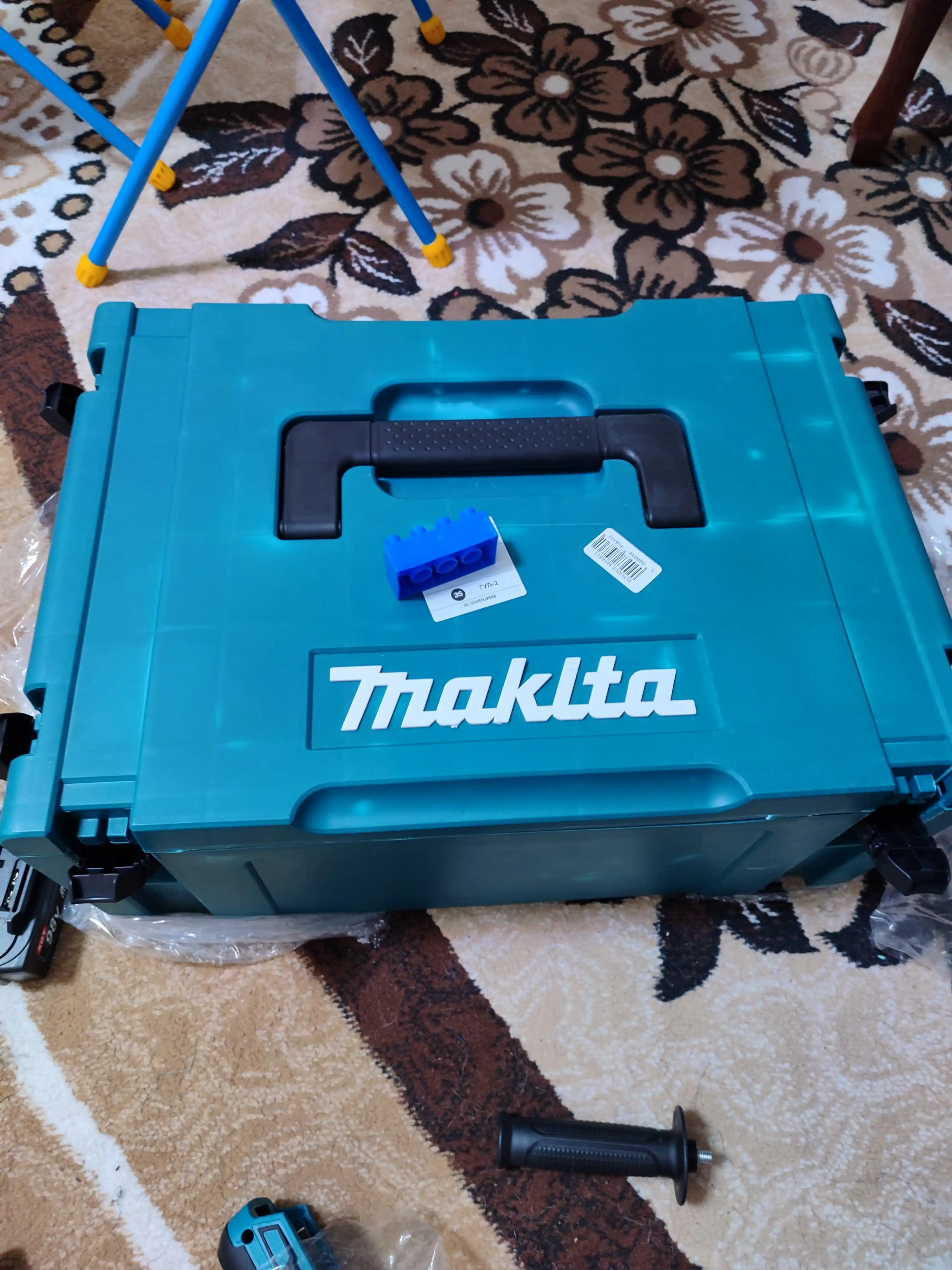 Akkumulyatorli asboblar to'plami 6 tasi 1 da, drel, gayka arra perforator sirkul, bolgarka