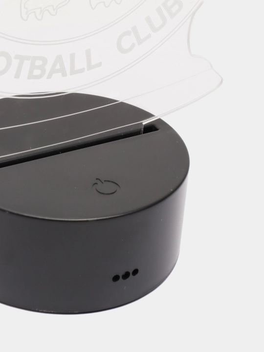 Real Madrid, Barcelona futbol klublari, avtomobillar logotiplari tushirilgan LED 3D chiroq