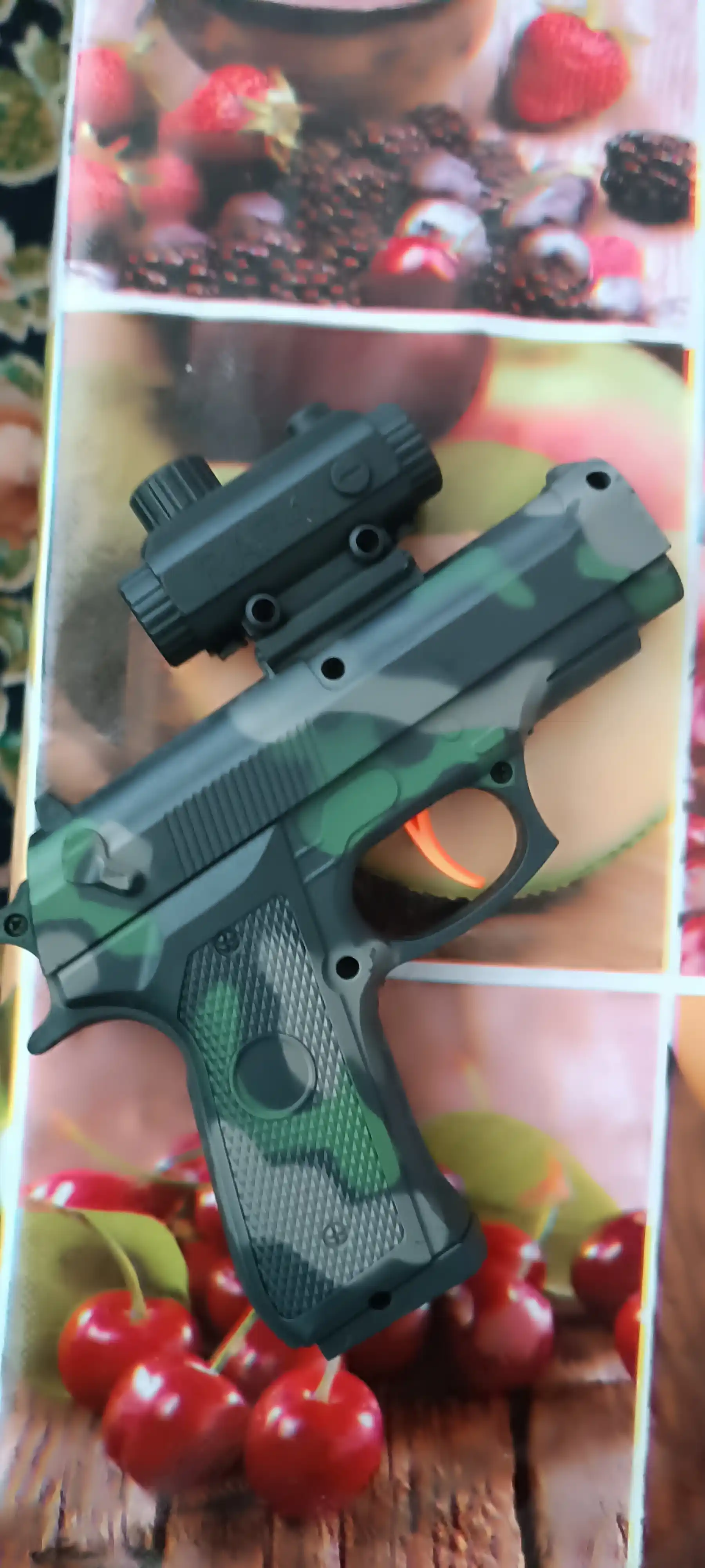 Пневматический пистолет с орбизами, Glock, автомат М416, винтовка
