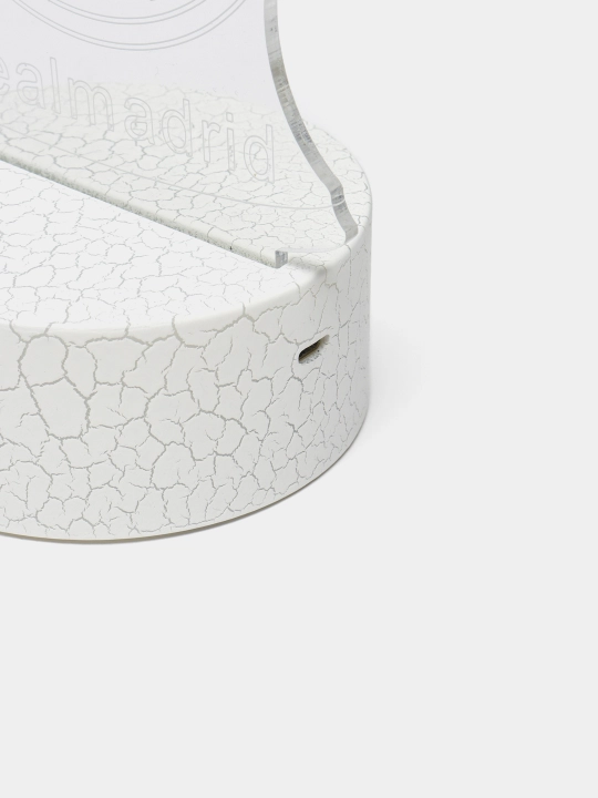 Real Madrid, Barcelona futbol klublari, avtomobillar logotiplari tushirilgan LED 3D chiroq