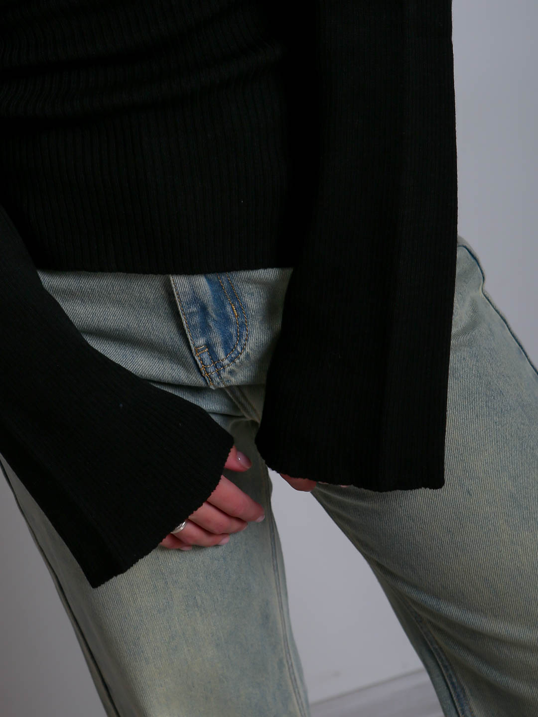 Bir vaqtning ozida ikkita oz-ozidan zarba berish Miss Erotica porno filmini tomosha qiling