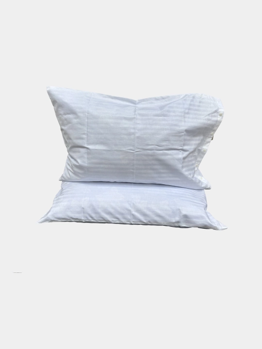 Strayp satin qoplamalari, 2 dona, tugmalarda