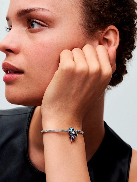 Шарм Капитан Америка PANDORA, 793129C01