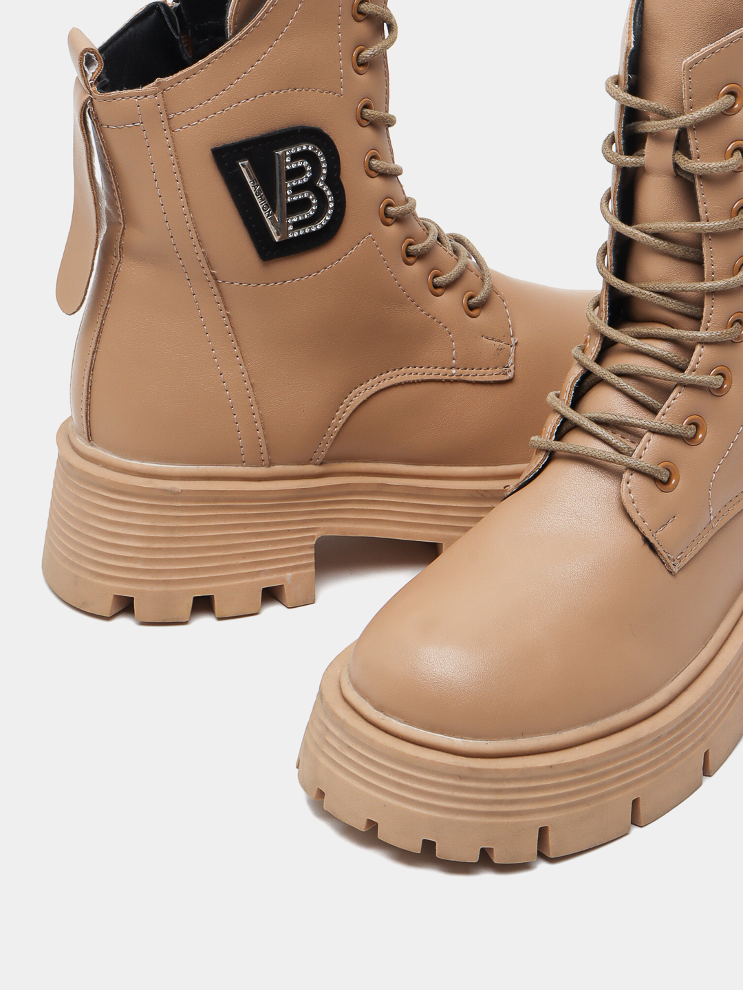 Ideal etuk ayollar fotosuratlari