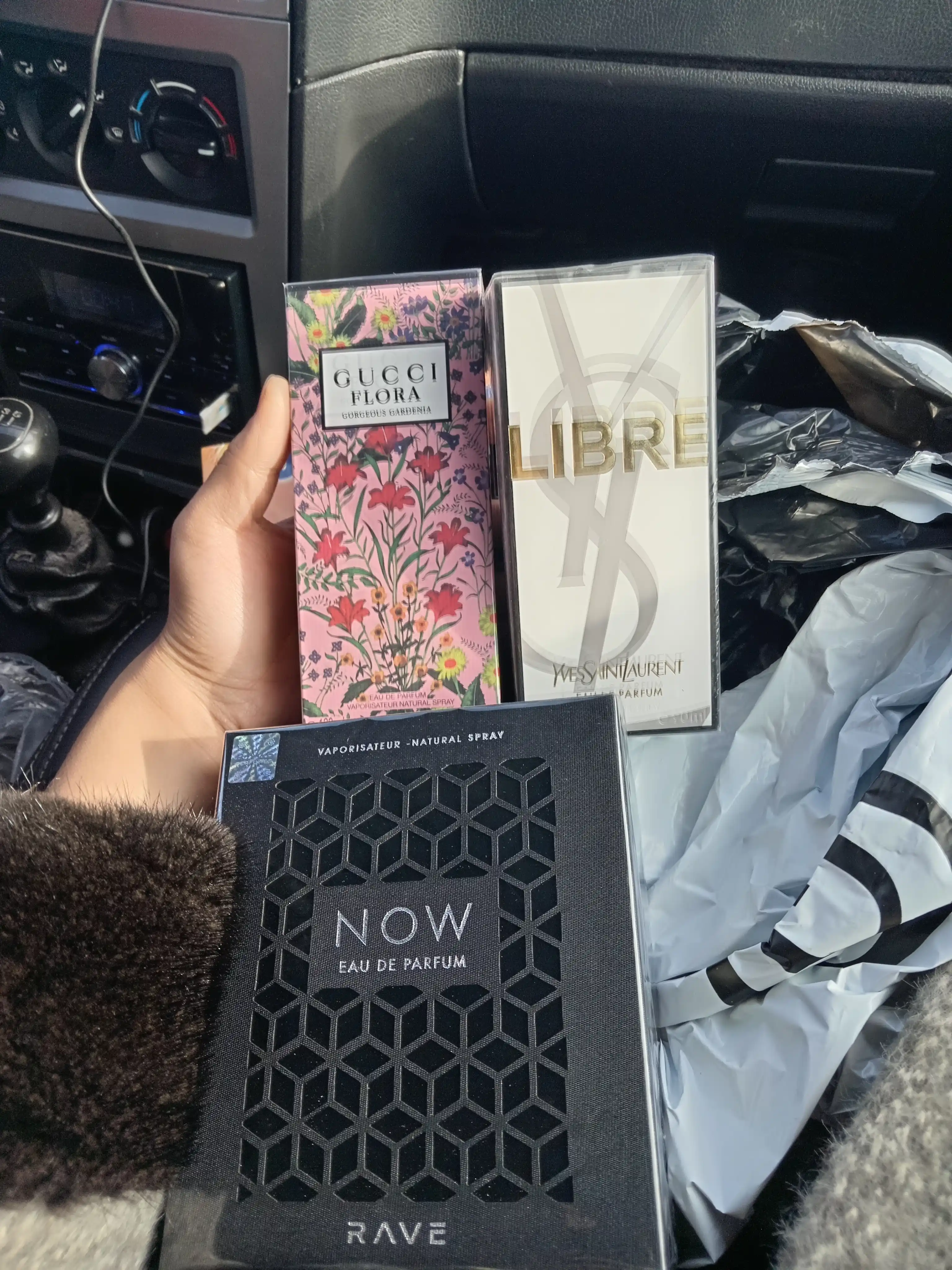 Erkaklar va ayollar uchun parfyum suvi Now Rave Lattafa, 100 ml