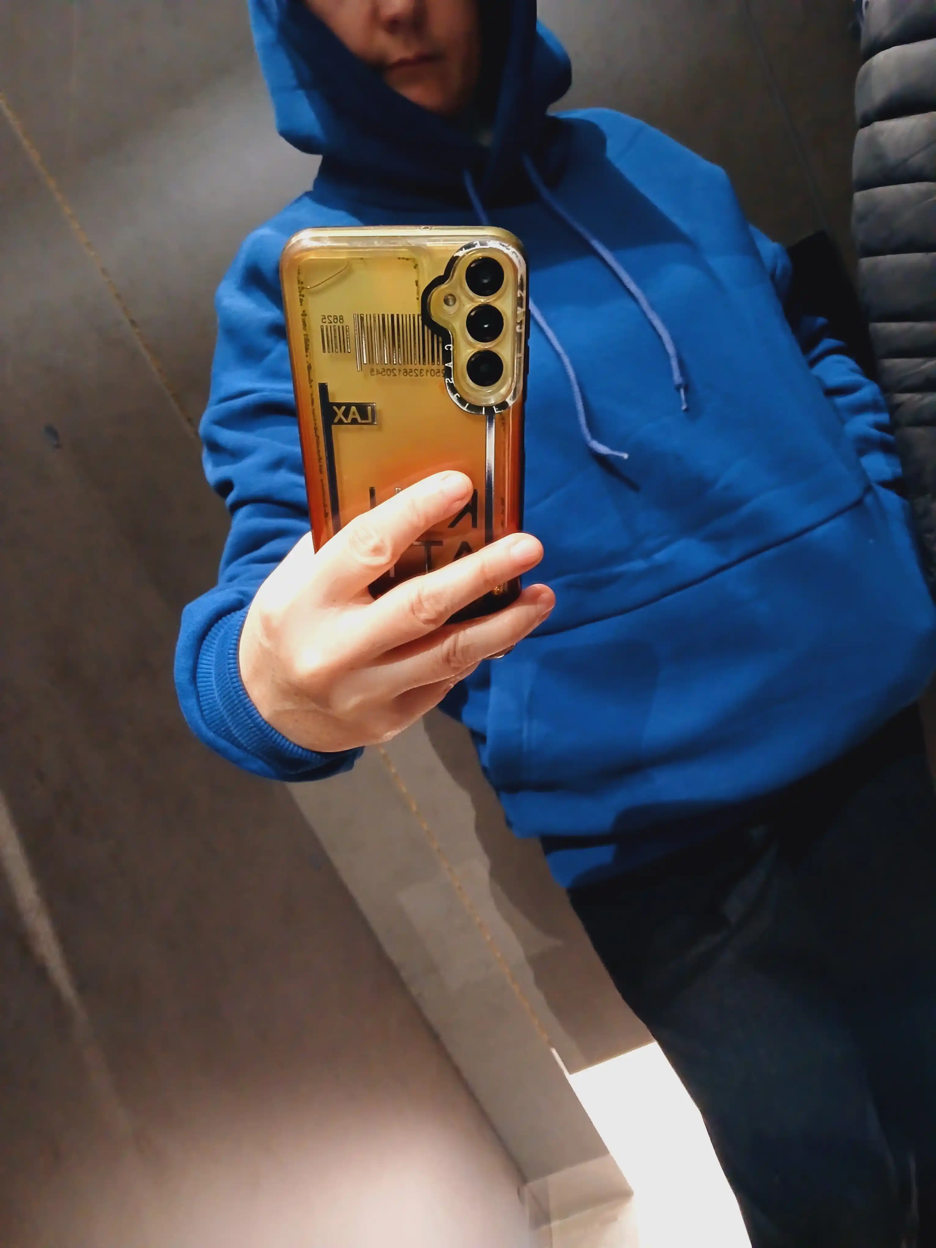 Ayollar Sport kostyumi, oversize, turmagi bilan