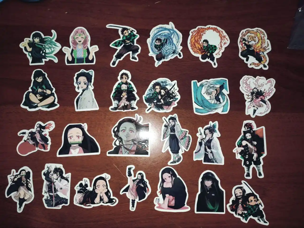Stiker to'plami Anime Blade, Demon Slayer, 25-50 dona