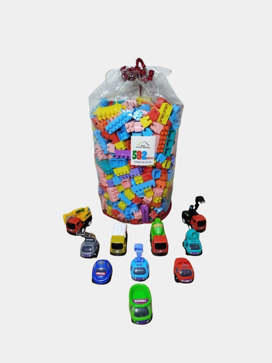 Конструктор с набором игрушек, 592 шт