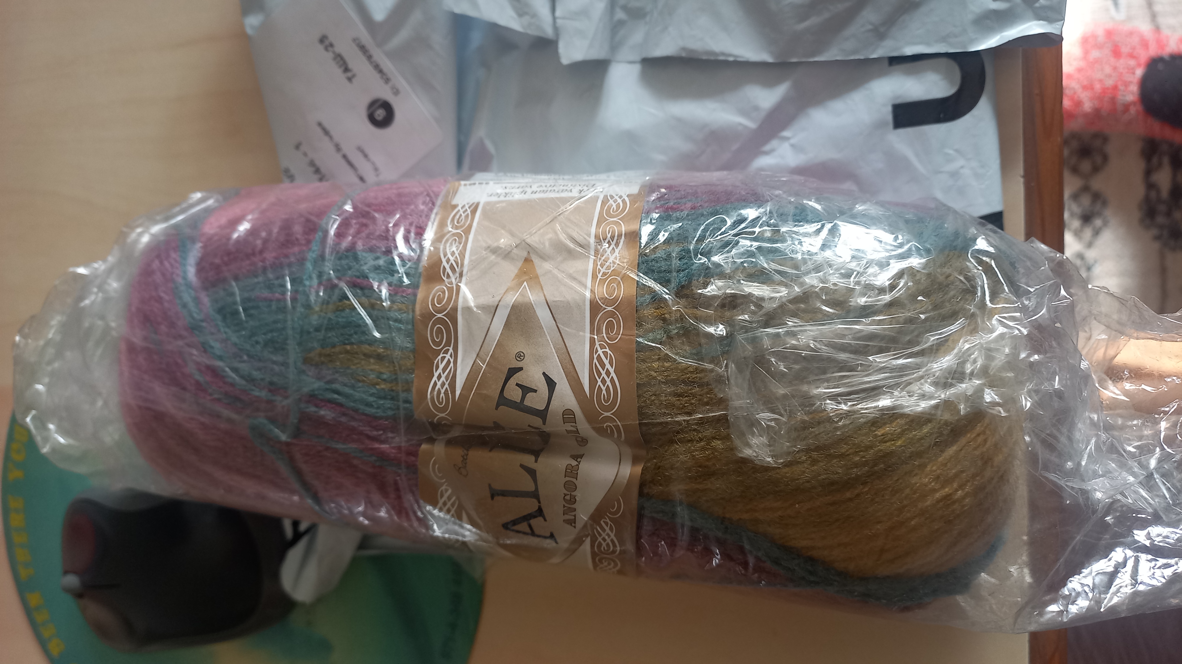 Нить для вязания ANGORA GOLD BATIK, 550 м