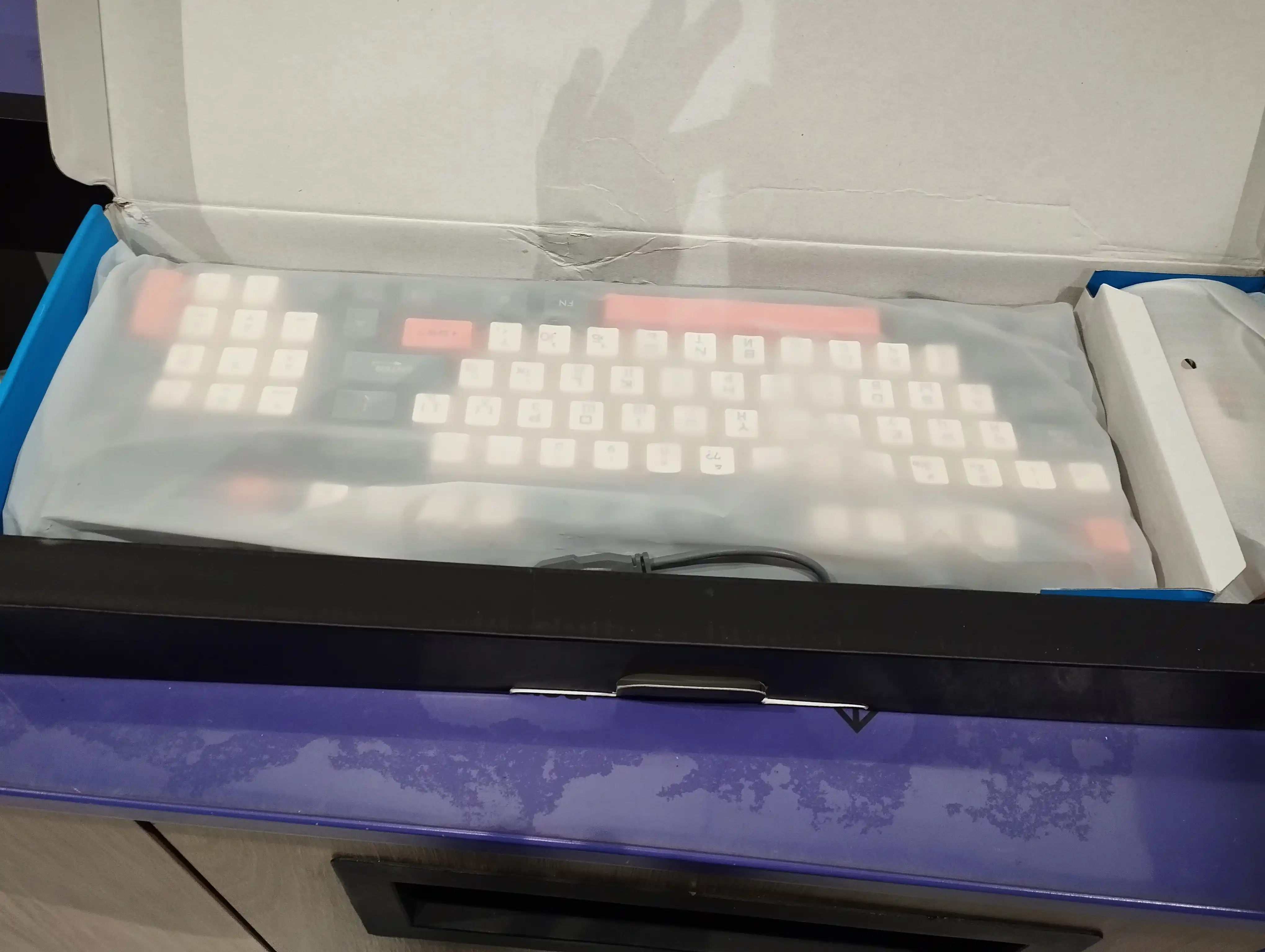 Игровая клавиатура с мышью K820, 94-клавишная, RGB-подсветка