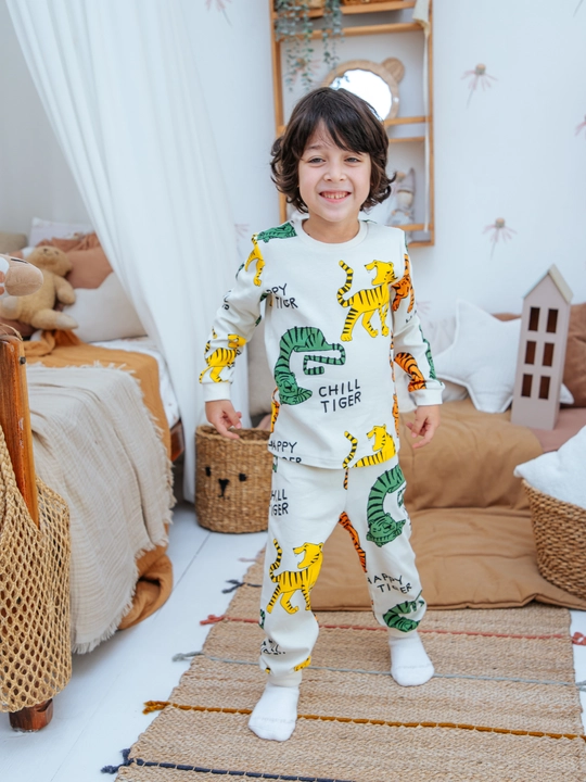 Bolalar uchun Yangi yilga pijama, o'g'il va qiz bolalar uchun, kofta va shim to'plami NEO