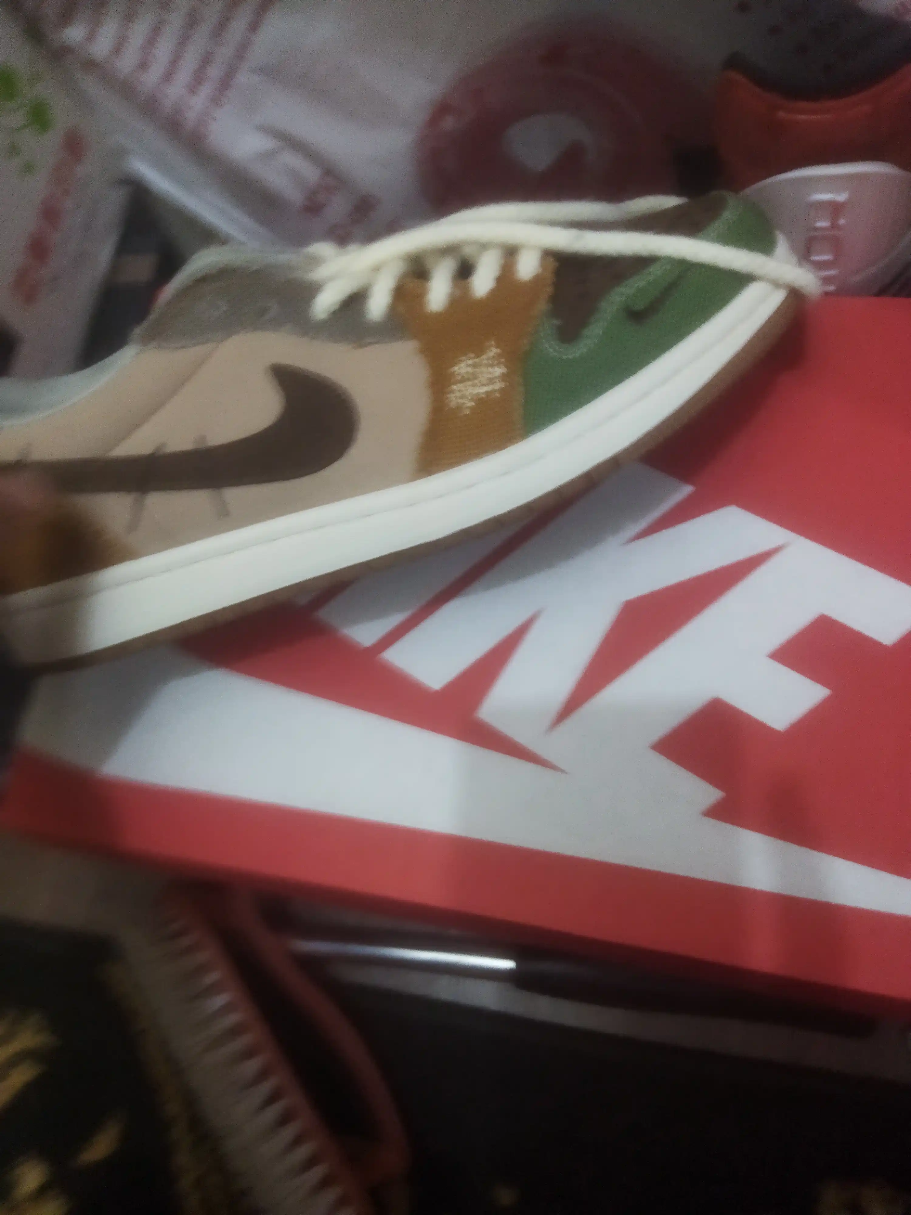 Ayollar uchun Nike SB Dunk Low krossovkalari,sport uslubida, o‘smirlar uchun ham mos,35–40