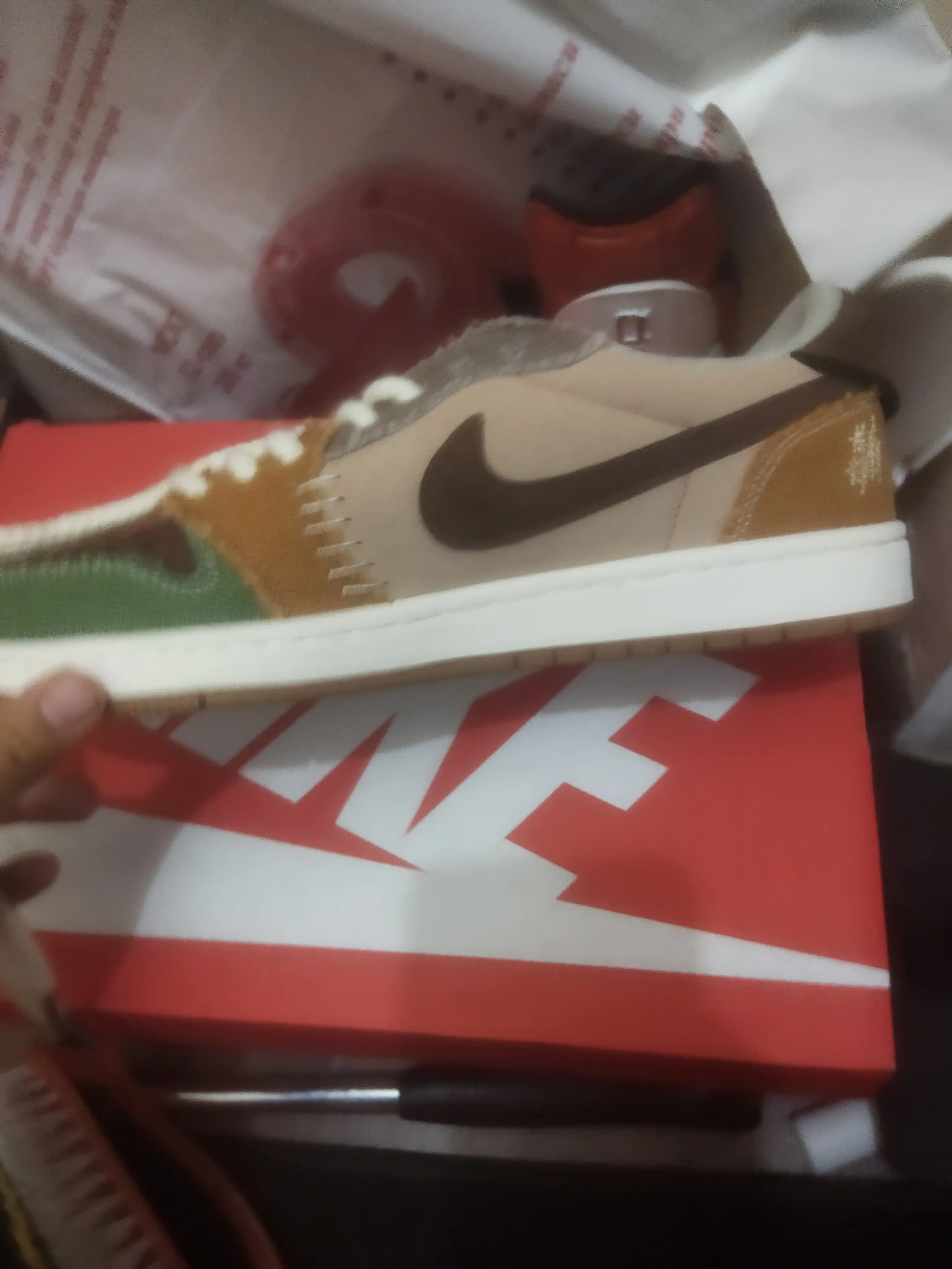 Ayollar uchun Nike SB Dunk Low krossovkalari,sport uslubida, o‘smirlar uchun ham mos,35–40