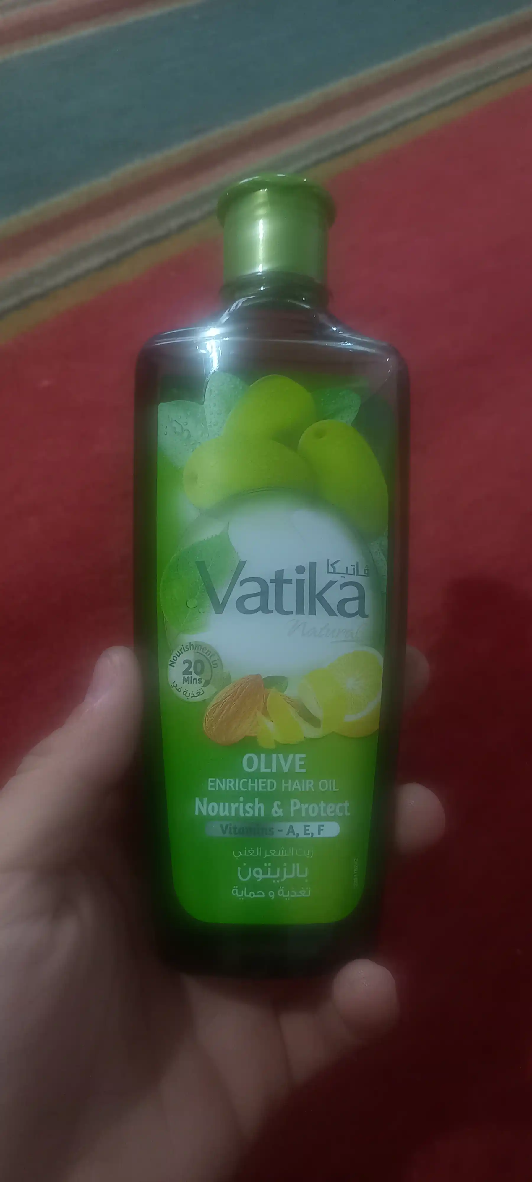 Soch yog'i Dabur Vatika Olive, amla va zaytun, oziqlantirish va himoya qilish, 200 ml