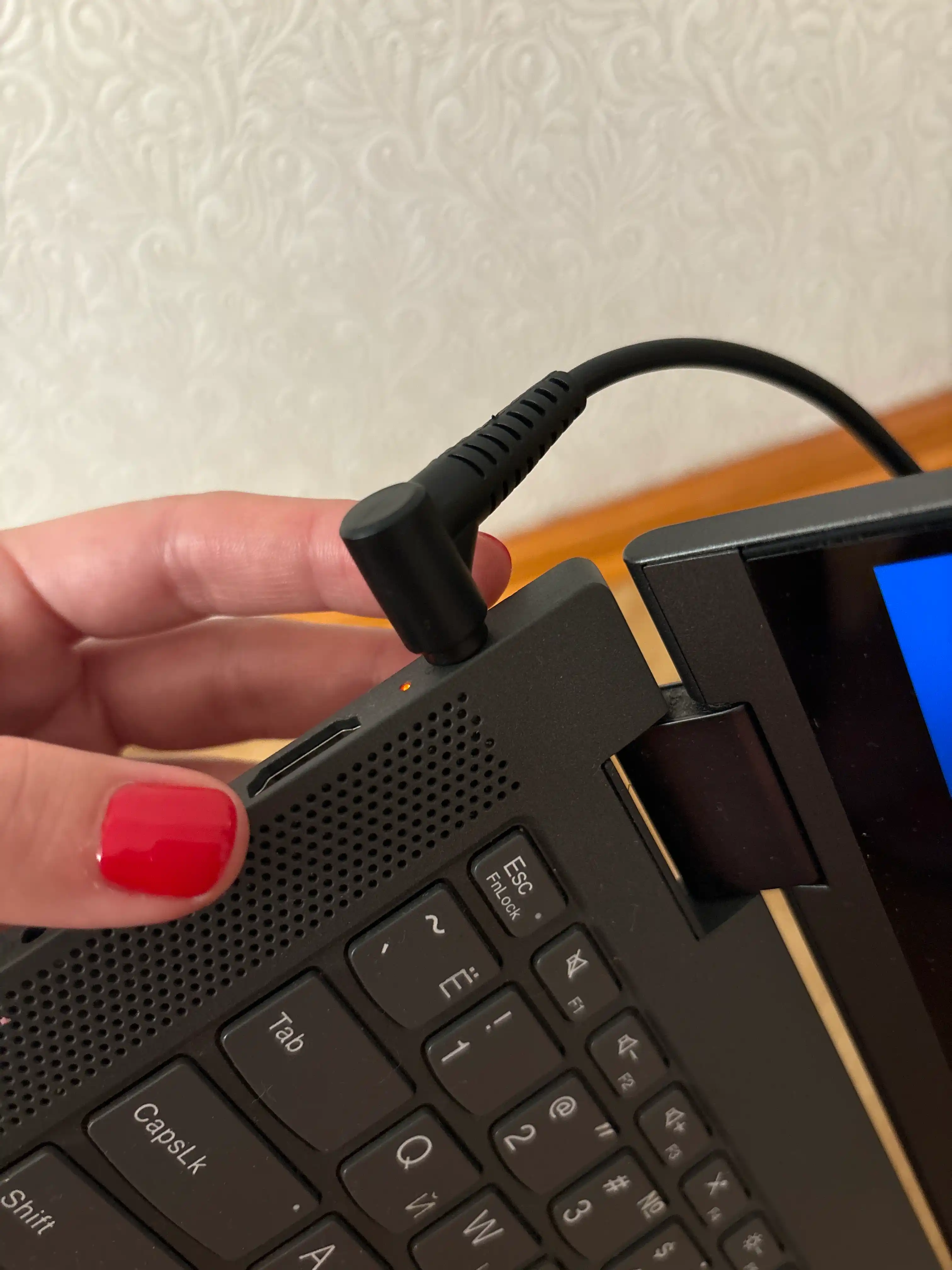 Зарядка для ноутбука Lenovo 20V 3.25A 65W блок питания круглый кончик