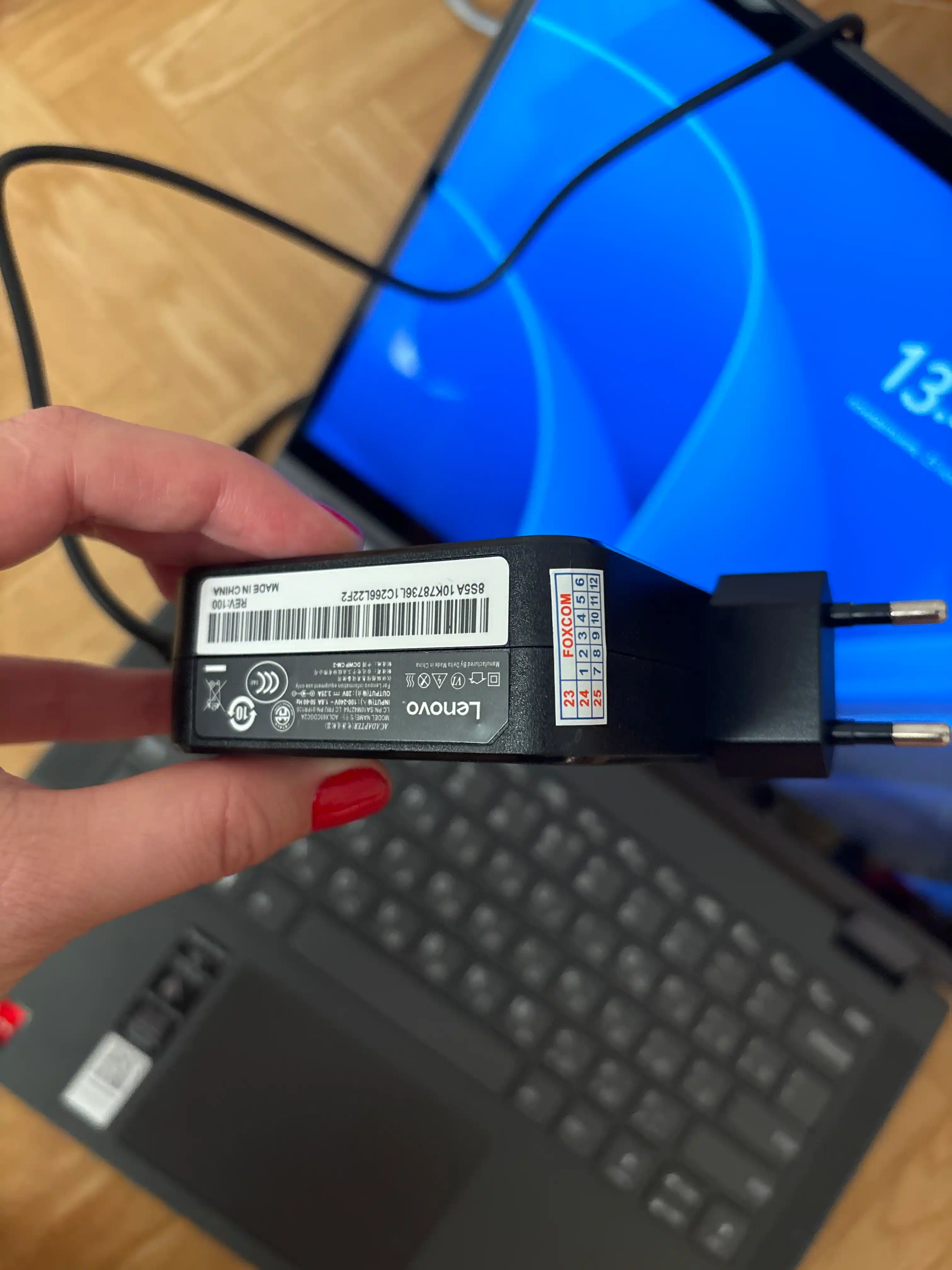 Зарядка для ноутбука Lenovo 20V 3.25A 65W блок питания круглый кончик