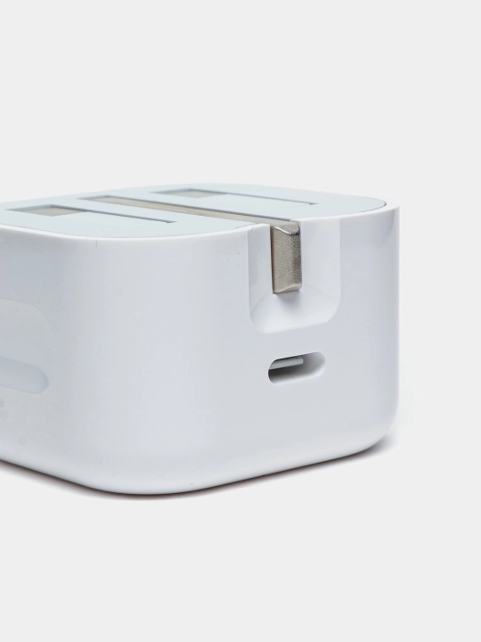 Zaryadlovchi, adapter iPhone, Type-C 20W, Apple 20W, 3pin, A2344