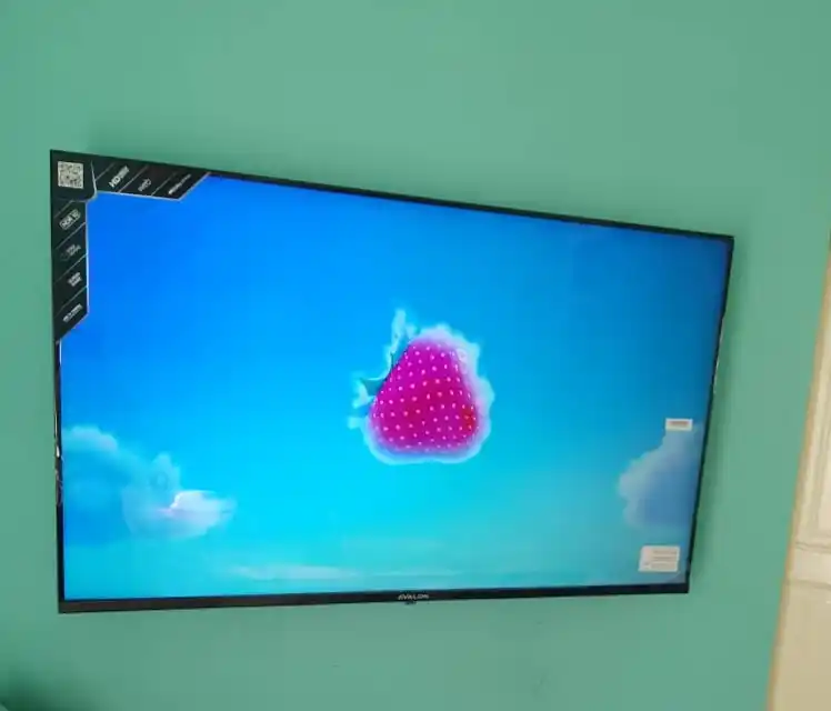 Смарт телевизор Avalon 43", 55",50, 65" QLED MQA800 4K Ultra HD