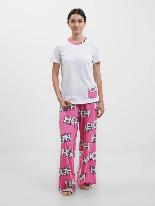 Qizlar va qizaloqlar uchun pijama, keng shim va futbolka