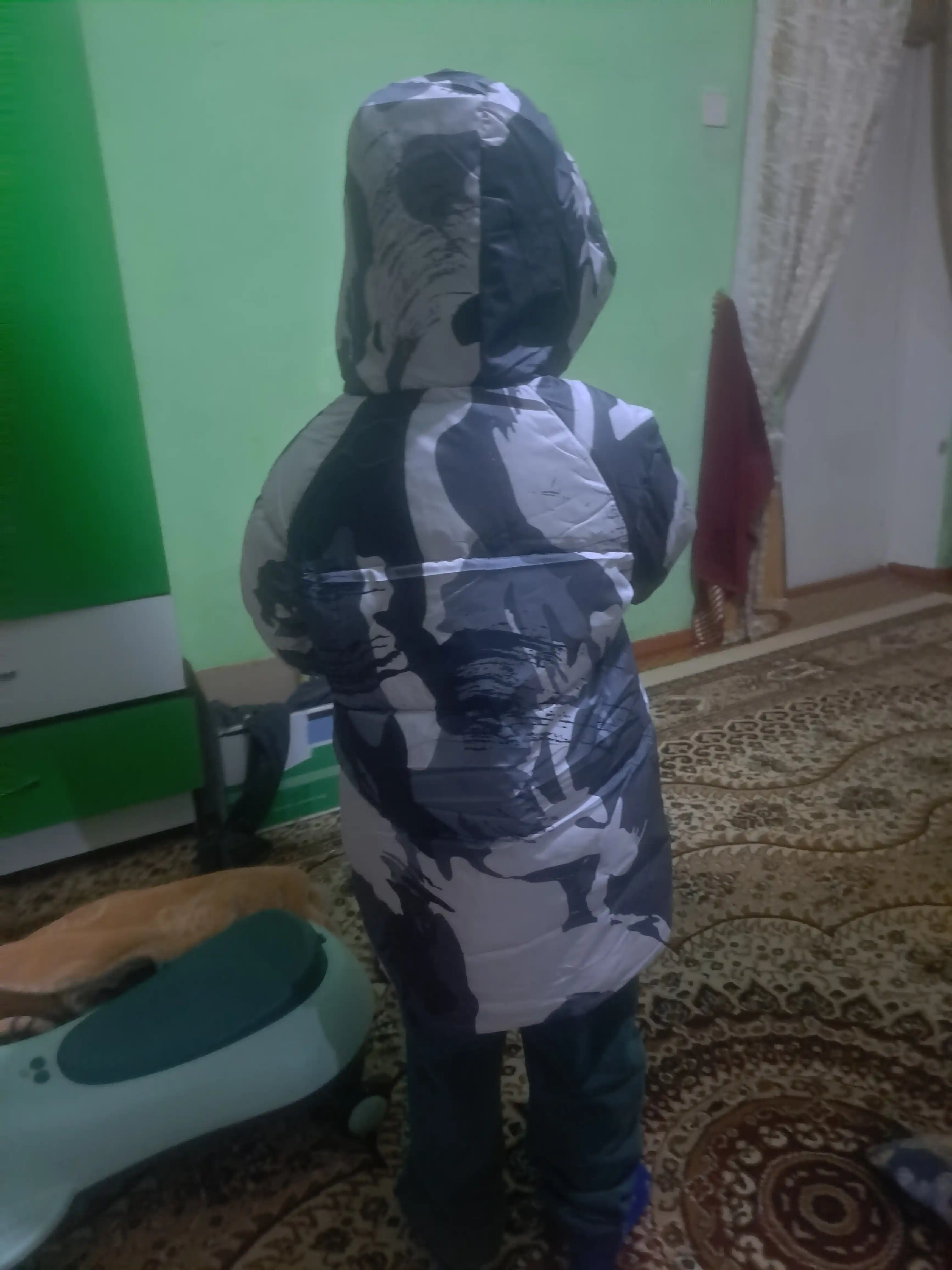 Qizlar va o'g'il bolalar uchun demi-mavsumli bolalar kurtkasi