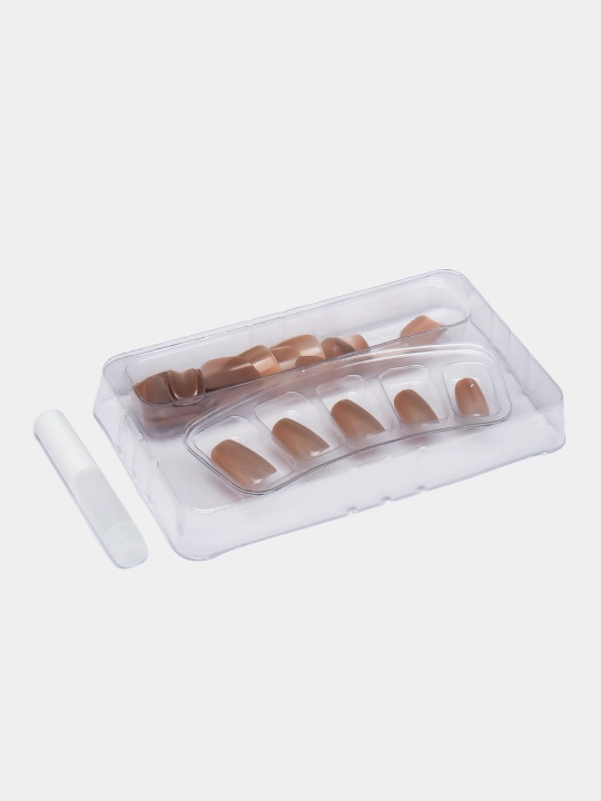 Gel tirnoqlar
