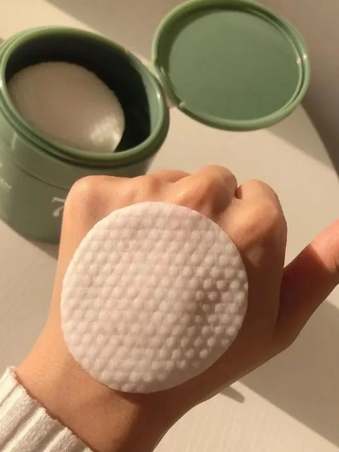 Anua heartleaf clear pad
