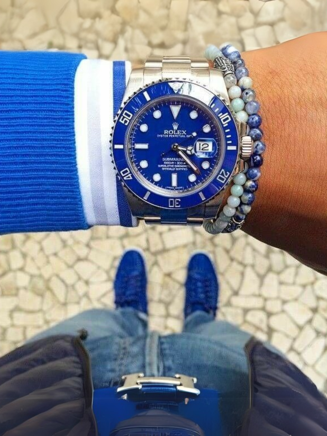 Explorer ii rolex зеленая крышка. Rolex submariner 116610. Часы мужские rolex cellini. Rolex light blue dial. Rolex man club.