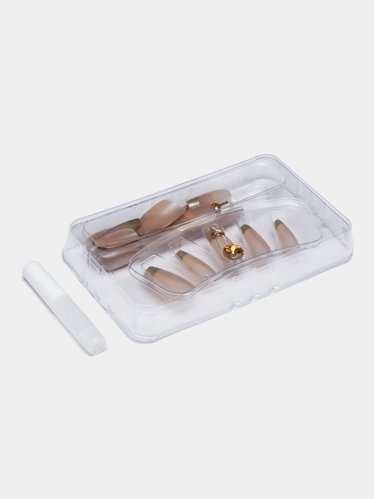 Gel tirnoqlar
