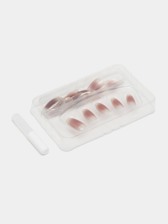 Gel tirnoqlar