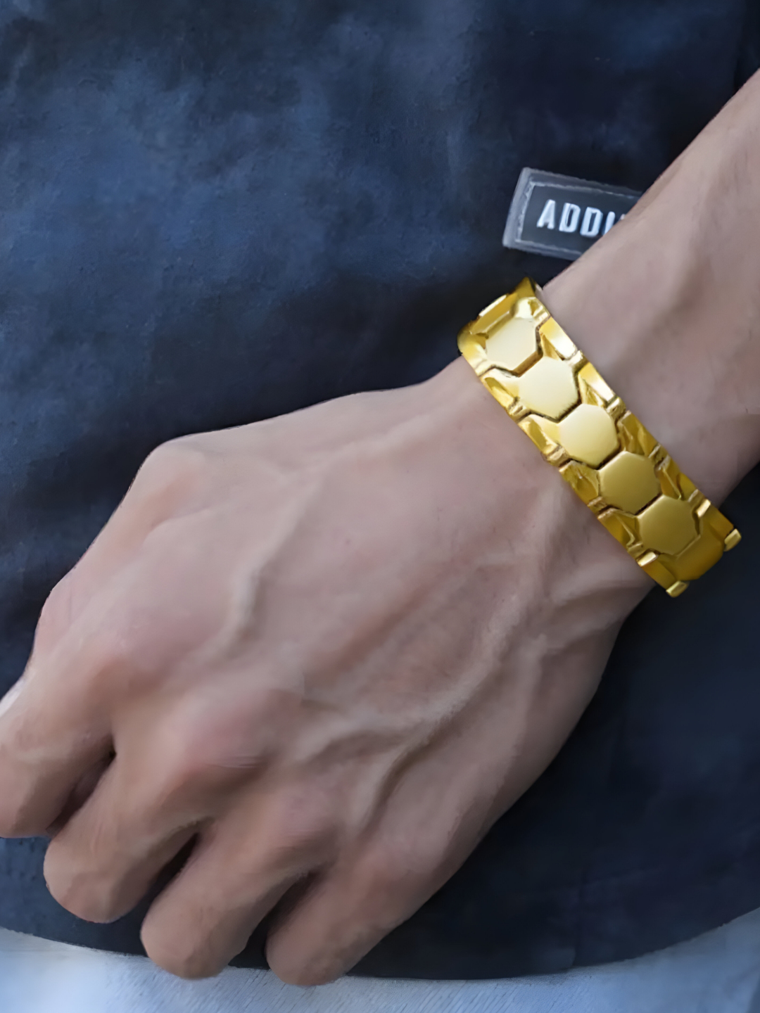 Qizil sochli ayolga shohona minaj berishini tomosha qiling Qizi bilan anal jinsiy aloqa (video)