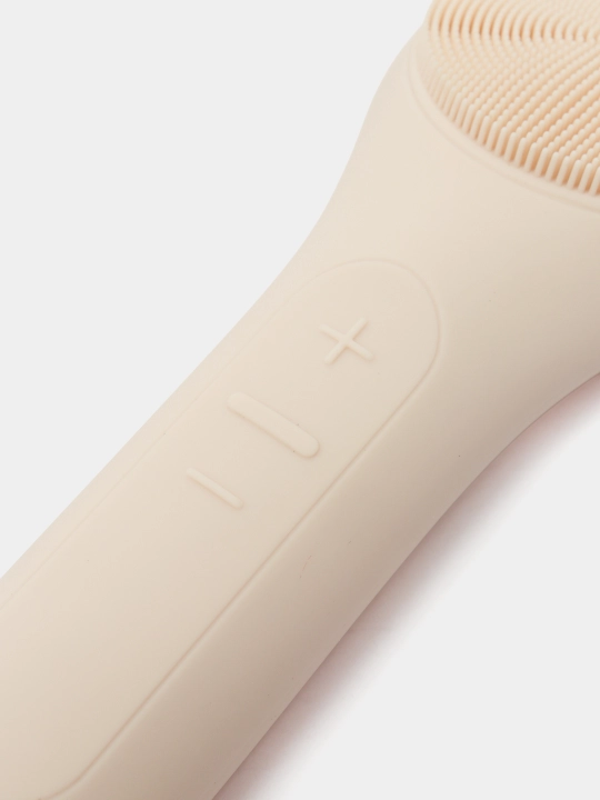 Прибор для очищения кожи и массажа лица Silicone Cleansing Brush