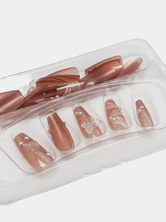 Gel tirnoqlar