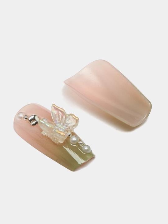Gel tirnoqlar