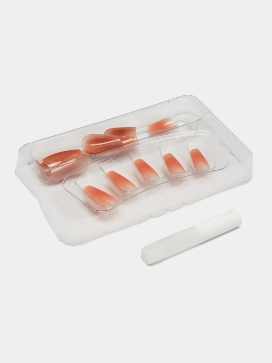 Gel tirnoqlar
