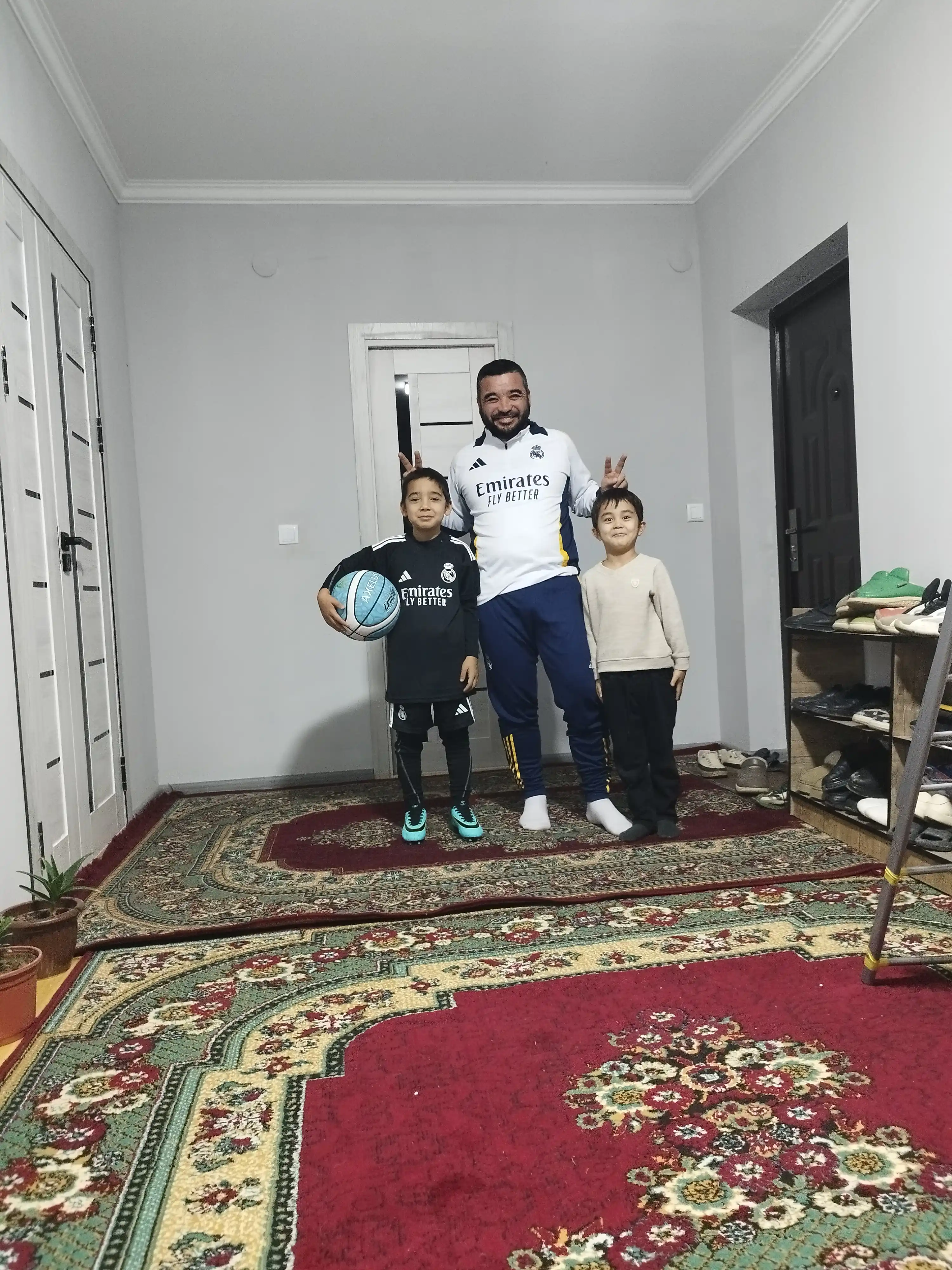 Футбольная форма Real Madrid, тренировочная, с длинным рукавом
