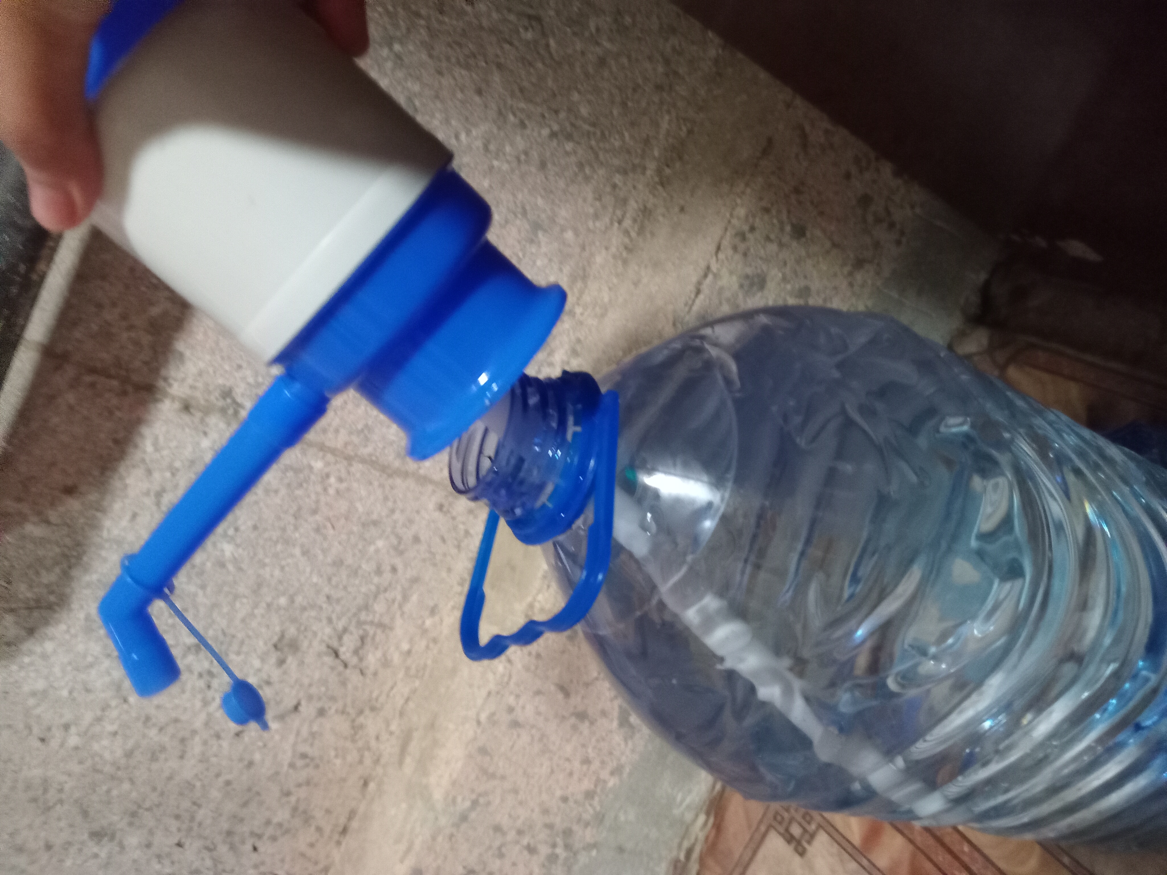 Помпа для воды, механическая, диспенсер на бутыль, 19 л
