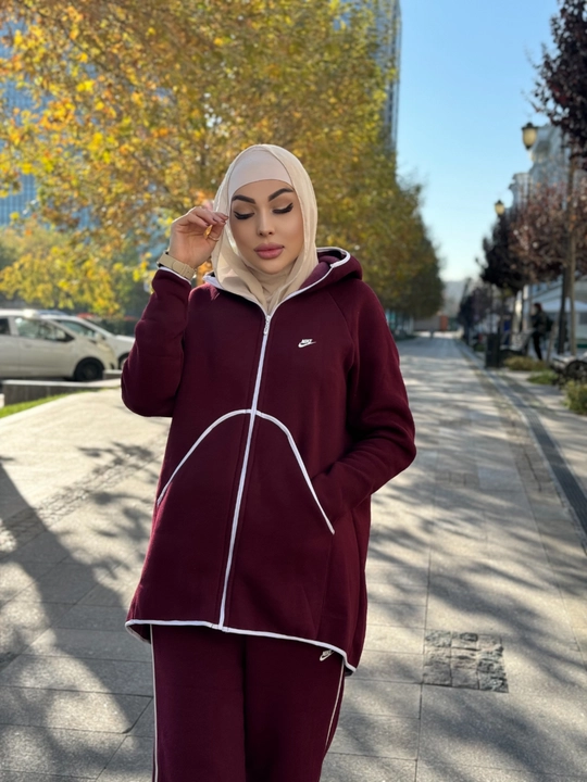 Qish va bahor uchun mos keladigan, qalin va issiq, sochli ikkilik ayollar kostyumi