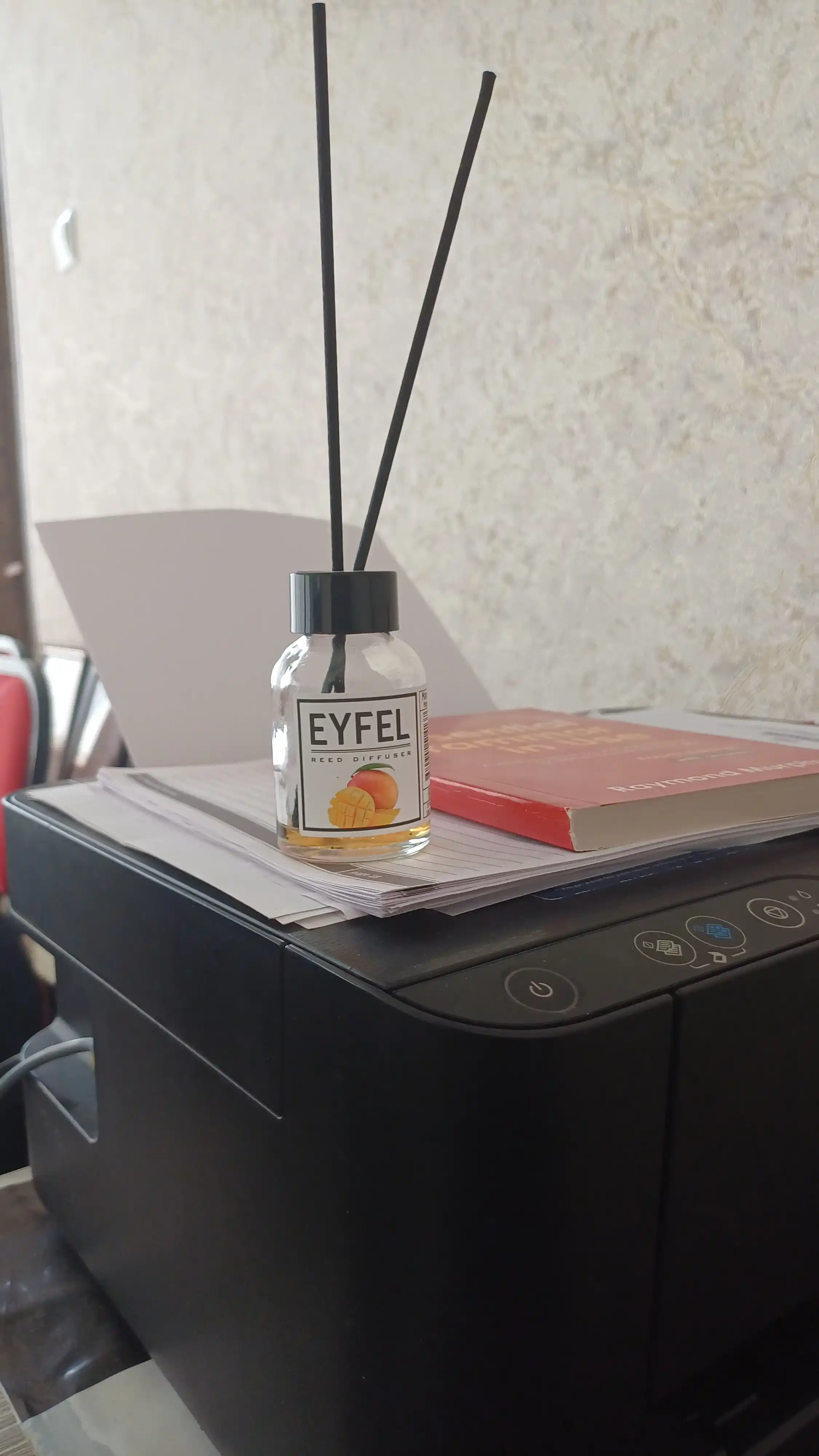 Uy, avto va ofislar uchun havo xushbo'ylagichi "Eyfel"