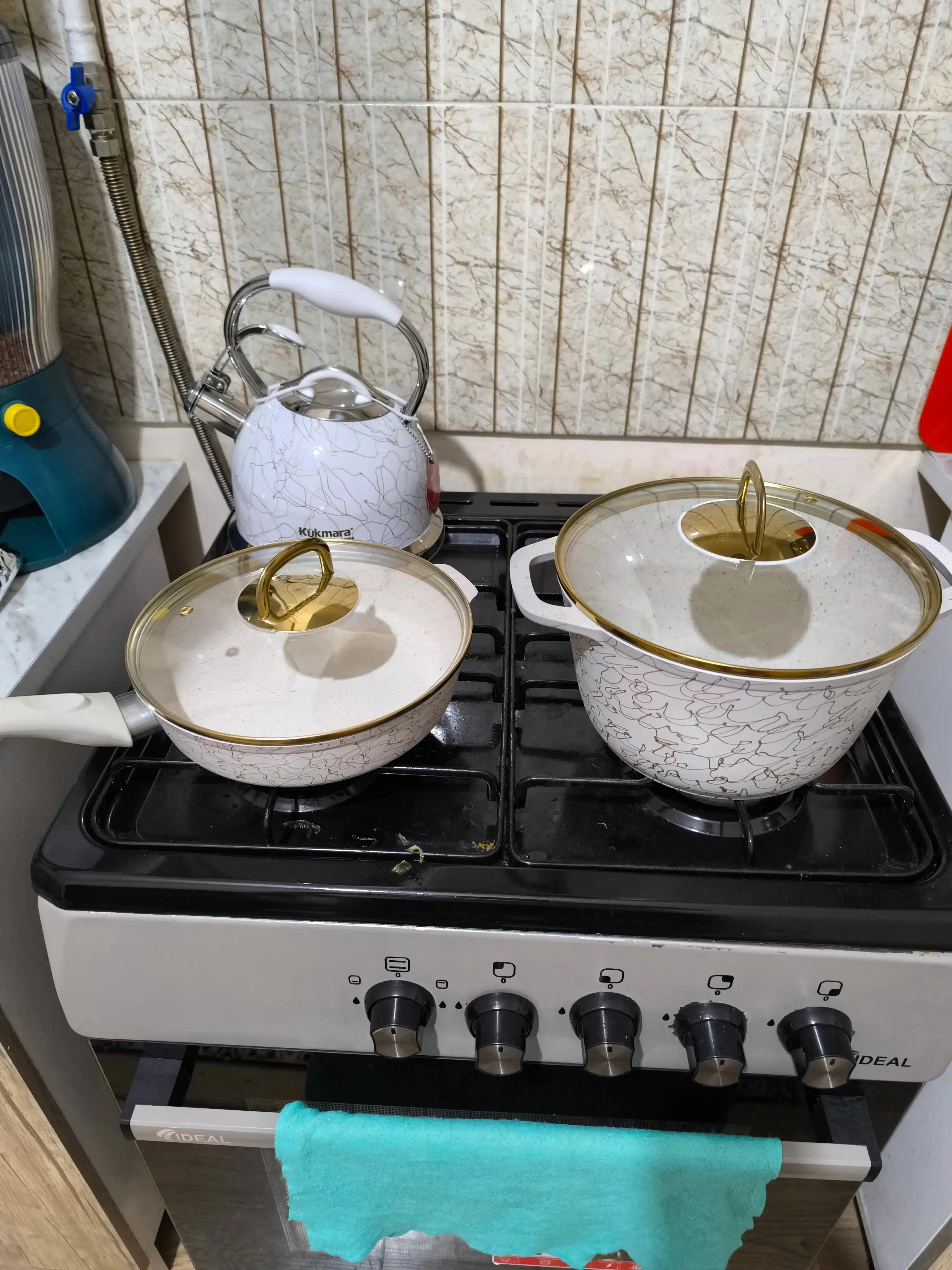 Tova Kukmara Gratsiya shisha qopqoq bilan, yopishmaydigan