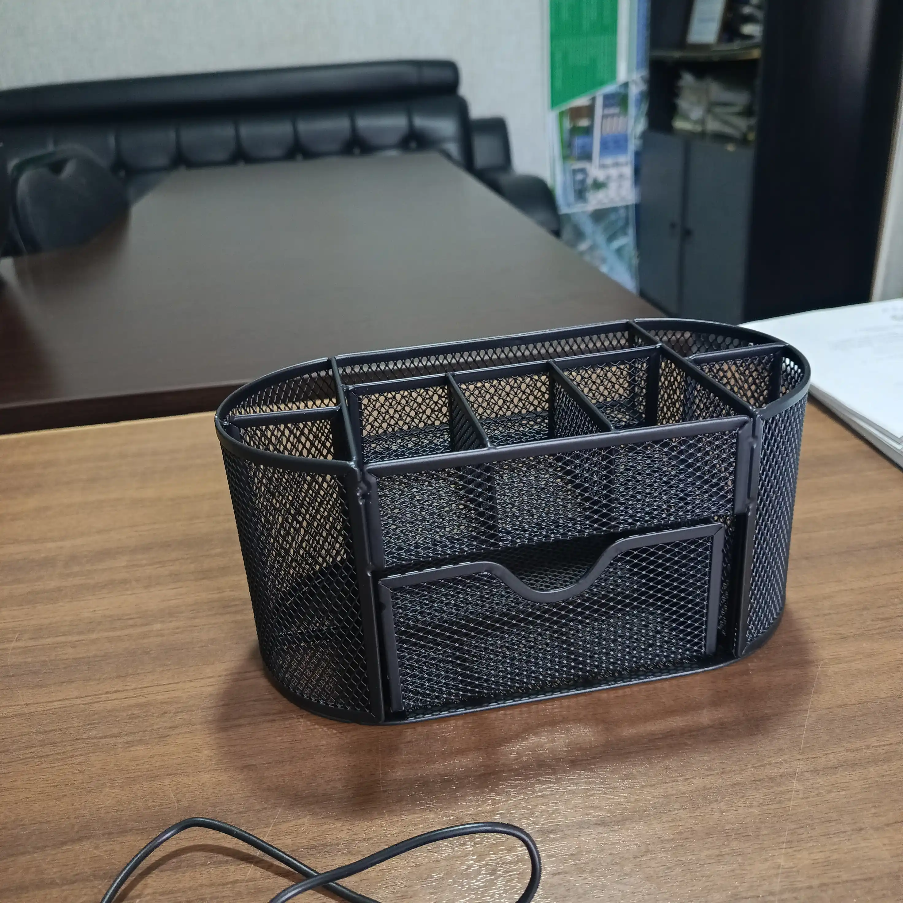 Ofis va uy uchun ofis materiallari va qog'ozlar uchun metall stol organayzeri
