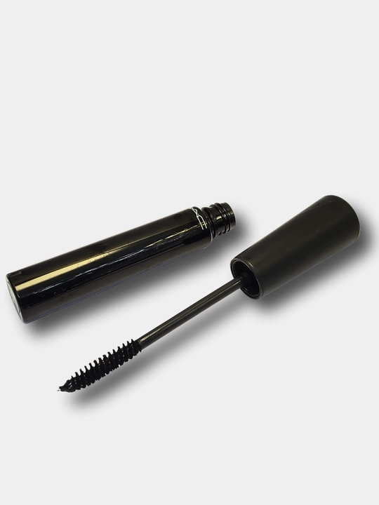 Объемная тушь для ресниц- MAC Mineralize Plush lash Black Mascara, 11 мл