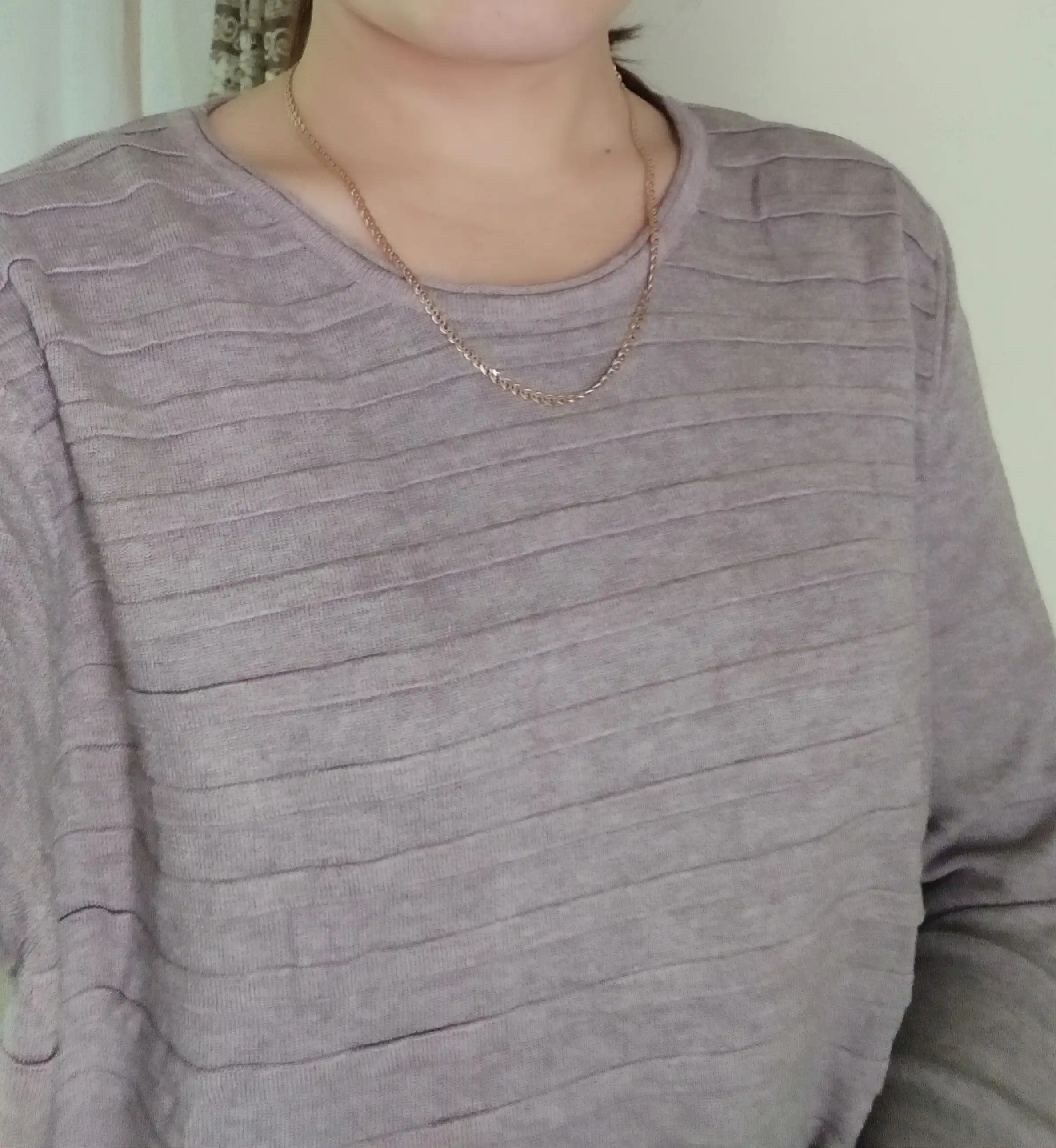 Ayollar sviteri